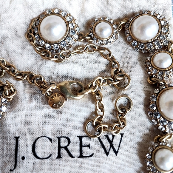 J. Crew Signed Oxidized Brass Faux Pearl Rhinestone Lifesaver Clasp Necklace EUC - Picture 7 of 10